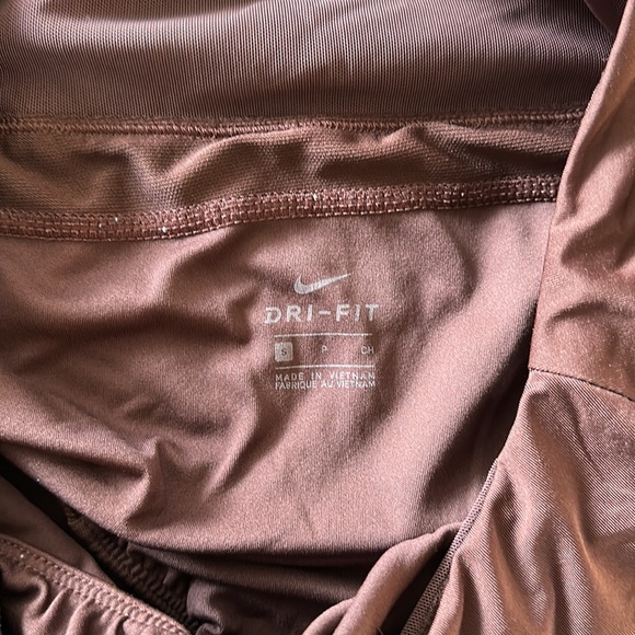Nike shorts - Picture 5 of 7